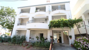 Dinka Guesthouse